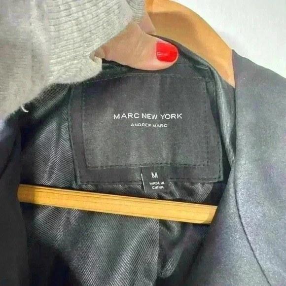 NEW MARC NEW YORK ANDREW MARC
Felix Leather Moto Jacket - Picture 5 of 5